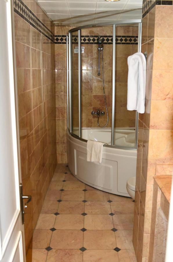 קוסדסי Hotel By Karaaslan Inn מראה חיצוני תמונה