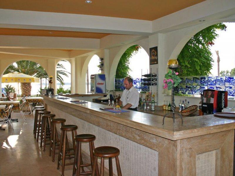 קוסדסי Hotel By Karaaslan Inn מראה חיצוני תמונה