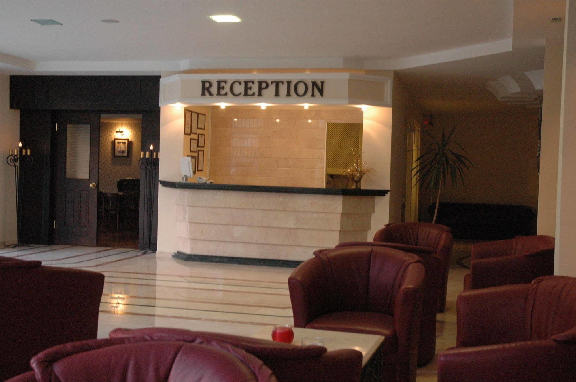 קוסדסי Hotel By Karaaslan Inn מראה חיצוני תמונה