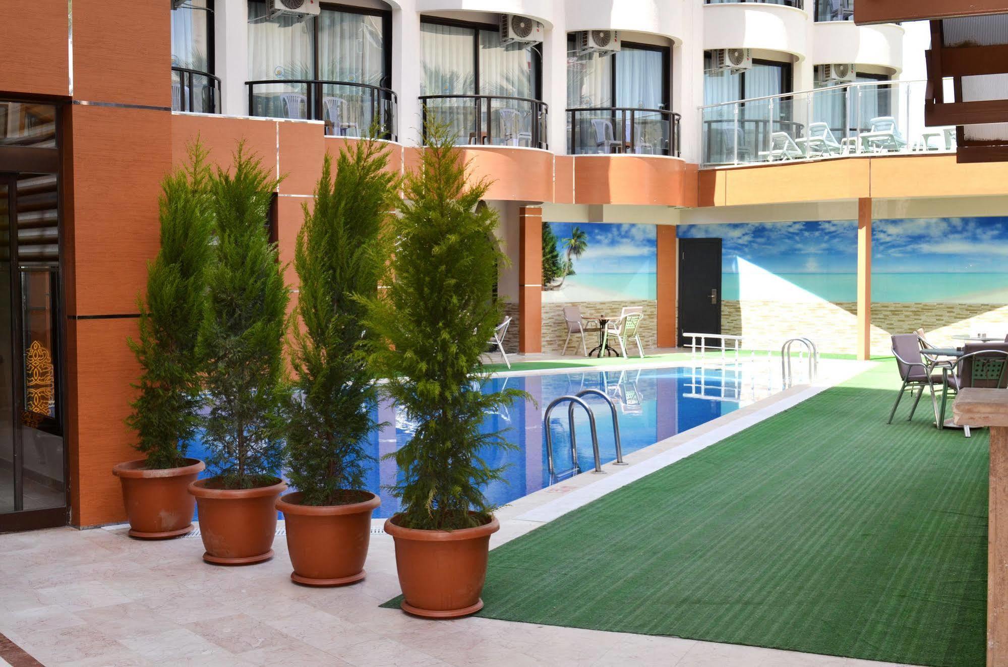 קוסדסי Hotel By Karaaslan Inn מראה חיצוני תמונה